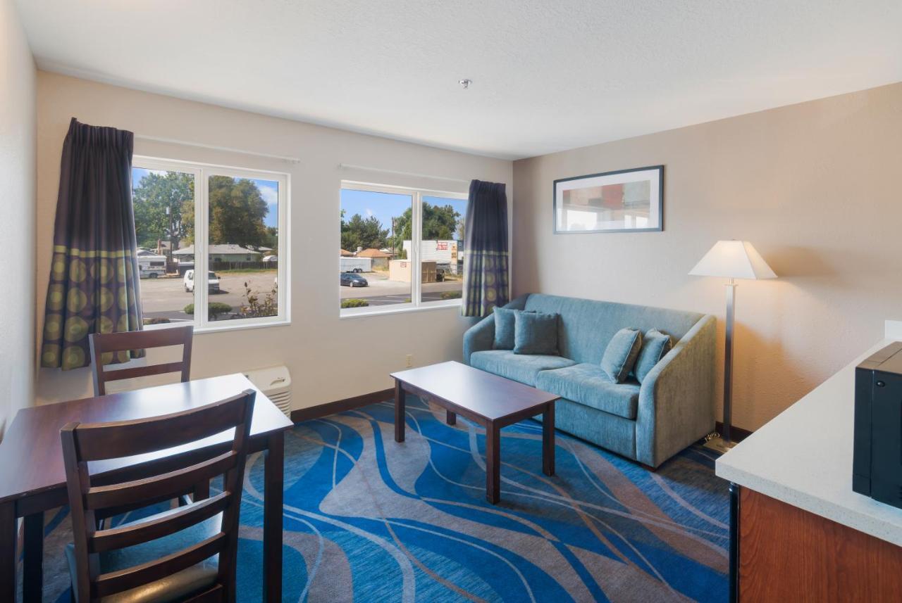 Red Lion Inn & Suites Kennewick Tri-Cities Eksteriør bilde