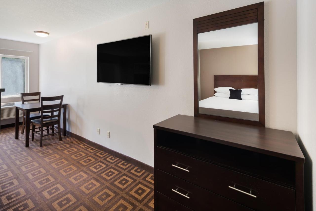 Red Lion Inn & Suites Kennewick Tri-Cities Eksteriør bilde