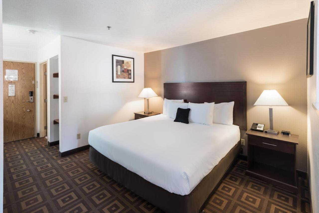 Red Lion Inn & Suites Kennewick Tri-Cities Eksteriør bilde