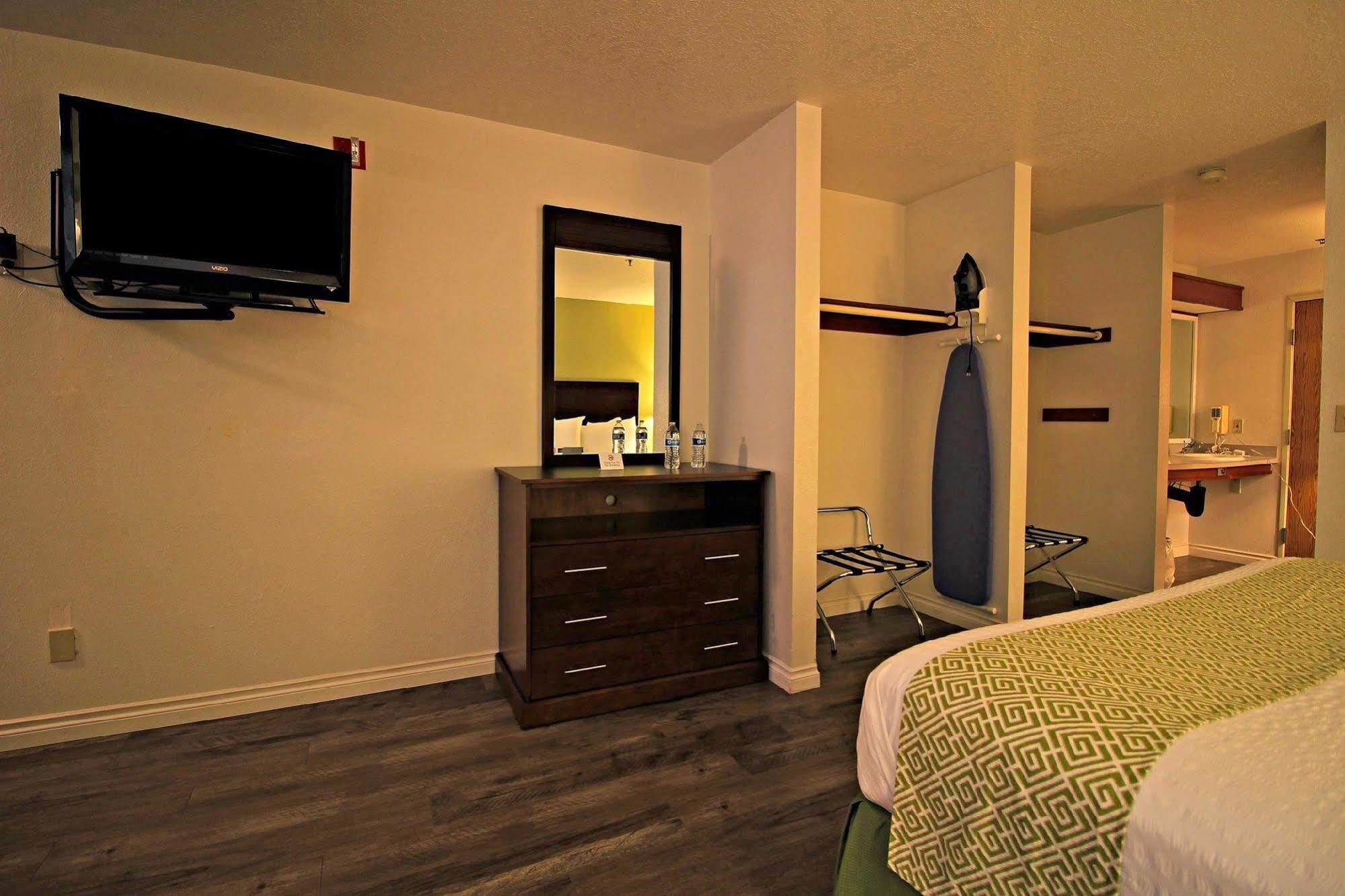 Red Lion Inn & Suites Kennewick Tri-Cities Eksteriør bilde